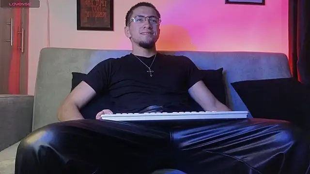 AresMassimoX online show from April 18, 2026, 1:59 pm