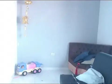 Snapshot of Sra_Angelina chatting on December 2, 2025, 1:28 pm Sra Angelina online show from December 2, 2025, 1:28 pm