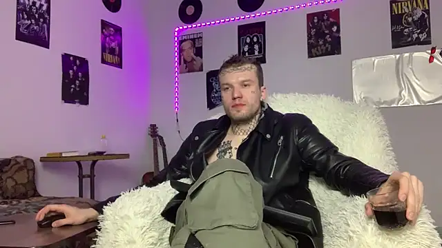 Huntall77 online show from March 13, 2026, 5:30 pm