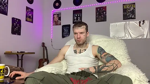 Huntall77 online show from March 16, 2026, 5:44 am