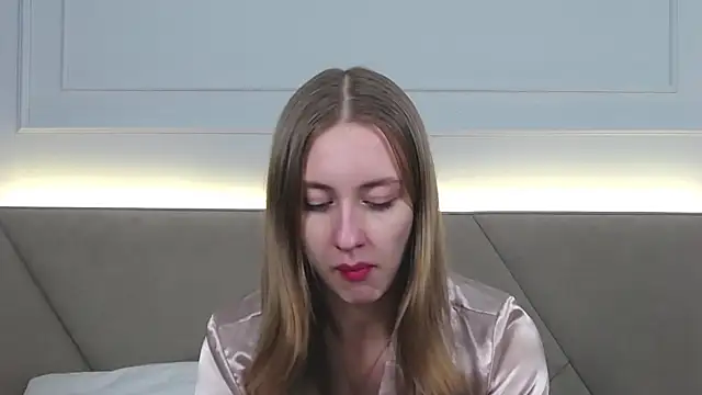 RachaelCute online show from December 2, 2025, 6:30 am