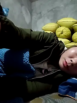 vangkt-cute online show from November 26, 2025, 12:17 pm