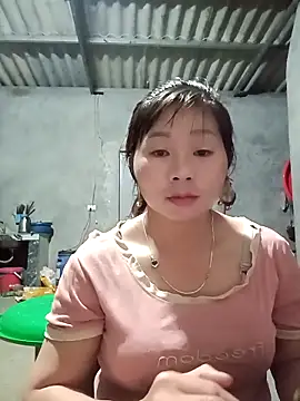 vangkt-cute online show from March 3, 2026, 12:11 pm