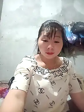 vangkt-cute online show from March 26, 2026, 7:41 pm