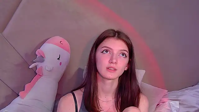 Snapshot of SophiaProve chatting on December 5, 2025, 3:26 am SophiaProve online show from December 5, 2025, 3:26 am