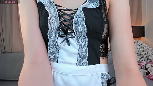 Snapshot of MerrileeFondren chatting on November 28, 2025, 7:22 am MerrileeFondren online show from November 28, 2025, 7:22 am