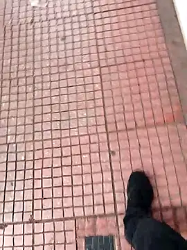 Snapshot of Unknown18cm@xh chatting on December 3, 2025, 9:29 am Unknown18cmxh online show from December 3, 2025, 9:29 am