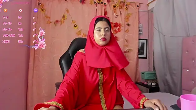 NaylaAbadi online show from February 18, 2026, 12:23 pm