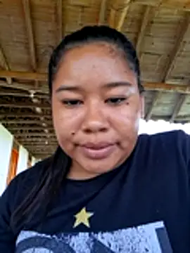 Snapshot of Sarahy- chatting on May 26, 2026, 2:13 pm Sarahy- online show from May 26, 2026, 2:13 pm