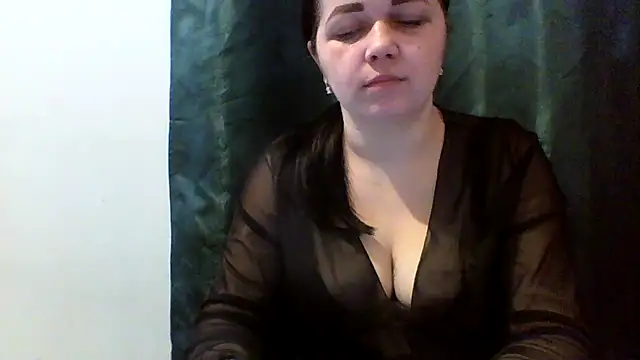 Snapshot of Vitalina282128 chatting on February 22, 2026, 8:57 am Vitalina282128 online show from February 22, 2026, 8:57 am