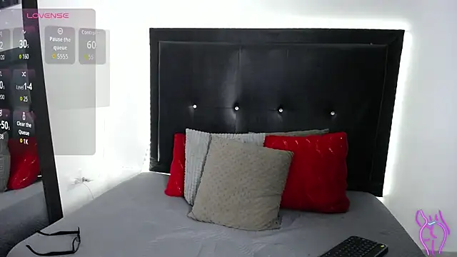 Snapshot of perla_stone_20 chatting on February 28, 2026, 8:21 pm perla stone 20 online show from February 28, 2026, 8:21 pm