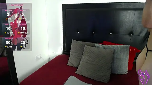 Snapshot of perla_stone_20 chatting on May 8, 2026, 10:15 pm perla stone 20 online show from May 8, 2026, 10:15 pm