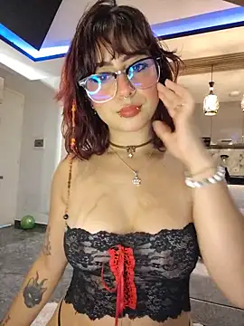 Sarah Lark- online show from May 13, 2026, 12:08 am