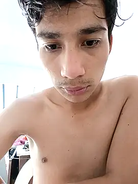 lulu sexyboy online show from December 15, 2025, 7:51 pm