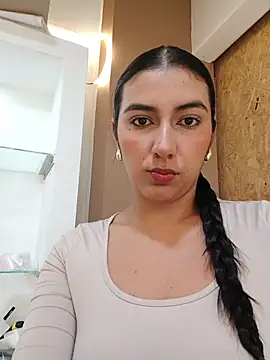 ViolettaWalton1 online show from August 3, 2026, 1:49 pm
