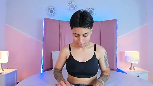 Snapshot of noah_wells chatting on November 12, 2025, 7:57 pm noah wells online show from November 12, 2025, 7:57 pm