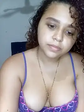 Snapshot of Luisa_Siti chatting on November 13, 2025, 2:43 am Luisa Siti online show from November 13, 2025, 2:43 am