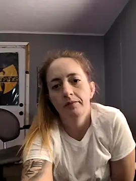 Snapshot of sexxxilexxxi44 chatting on November 24, 2025, 9:03 pm sexxxilexxxi44 online show from November 24, 2025, 9:03 pm