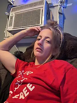 Snapshot of sexxxilexxxi44 chatting on May 26, 2026, 2:40 am sexxxilexxxi44 online show from May 26, 2026, 2:40 am
