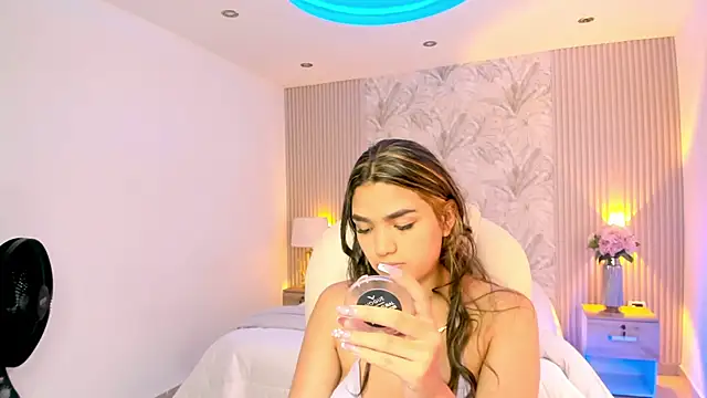 Kim stonee online show from January 5, 2026, 7:28 pm