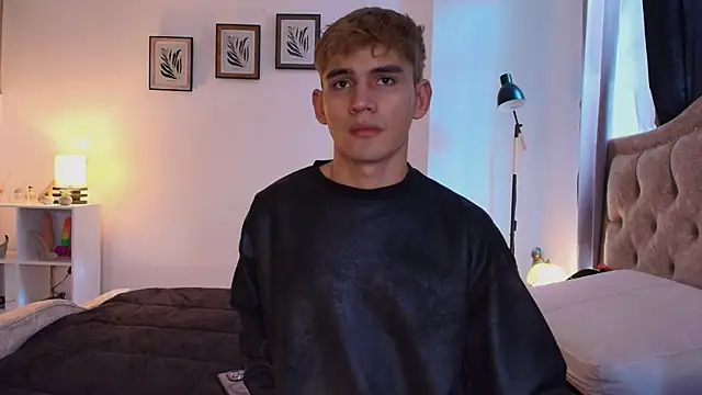 estebanperez 26 online show from January 10, 2026, 1:35 pm