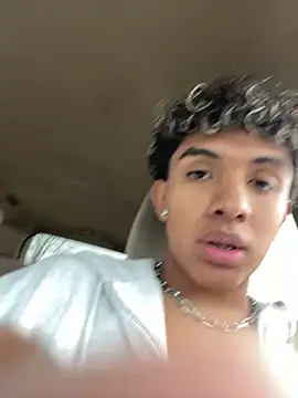 Ashleythelatina online show from November 24, 2025, 6:07 pm