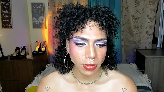 Angel White25 online show from March 11, 2026, 12:49 am