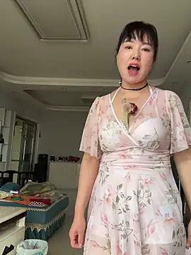 oo-shanshan online show from May 18, 2026, 1:02 am