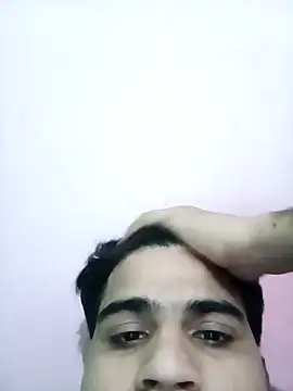 hotyyyyjonny online show from November 17, 2025, 5:41 pm