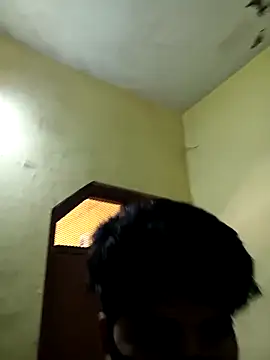 hotyyyyjonny online show from February 28, 2026, 7:09 am