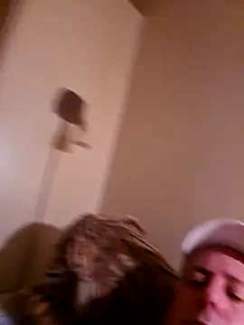 Snapshot of Body1978_M chatting on November 12, 2025, 1:06 am Body1978 M online show from November 12, 2025, 1:06 am