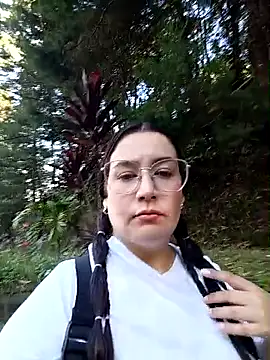 Snapshot of SaloGray8 chatting on July 16, 2026, 1:06 pm SaloGray8 online show from July 16, 2026, 1:06 pm