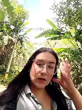 Snapshot of SaloGray8 chatting on July 25, 2026, 4:04 pm SaloGray8 online show from July 25, 2026, 4:04 pm