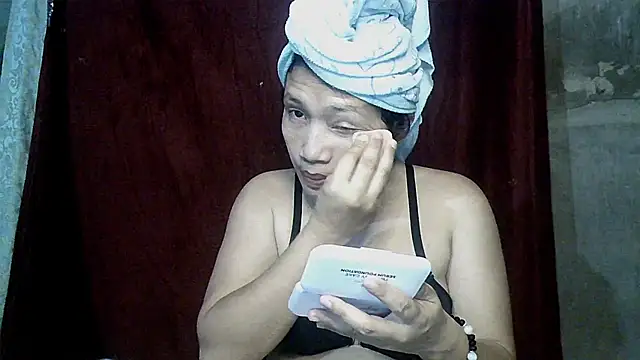 Snapshot of xwindyxxx chatting on May 13, 2026, 12:24 pm xwindyxxx online show from May 13, 2026, 12:24 pm