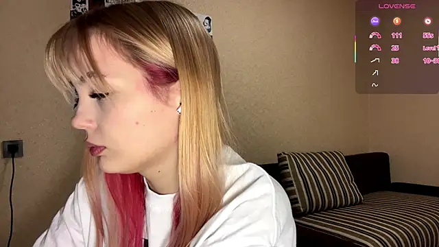 JestineParslow online show from January 9, 2026, 8:54 pm