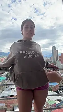 Snapshot of Iamnyxy chatting on December 14, 2025, 8:35 pm Iamnyxy online show from December 14, 2025, 8:35 pm