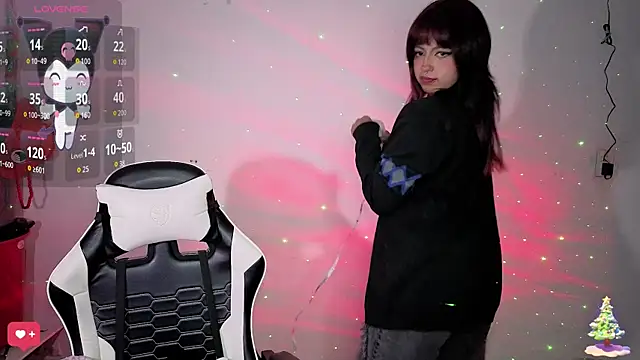 Snapshot of Melody_Ghot chatting on November 13, 2025, 3:00 pm Melody Ghot online show from November 13, 2025, 3:00 pm