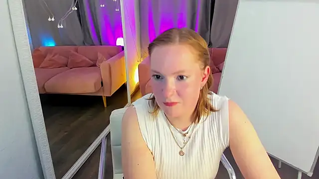 Snapshot of Elizabeth_Walson chatting on November 14, 2025, 2:38 pm Elizabeth Walson online show from November 14, 2025, 2:38 pm