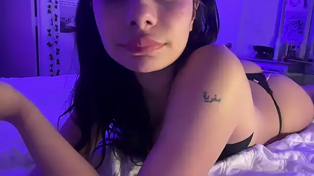 ivybbyy  online show from February 18, 2026, 9:05 am