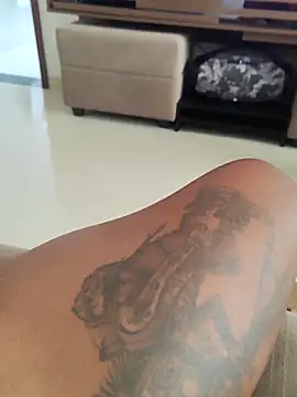 Snapshot of Zepouvinho chatting on January 13, 2026, 5:40 pm Zepouvinho online show from January 13, 2026, 5:40 pm