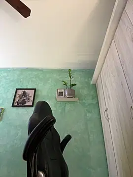 Cristal Cerati  online show from December 5, 2025, 2:03 pm