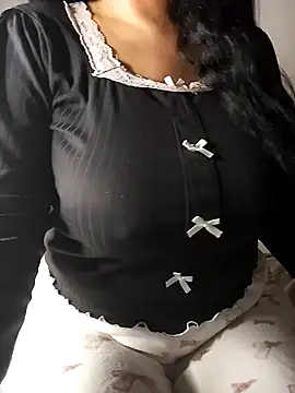 Sara90wa online show from February 11, 2026, 10:48 pm