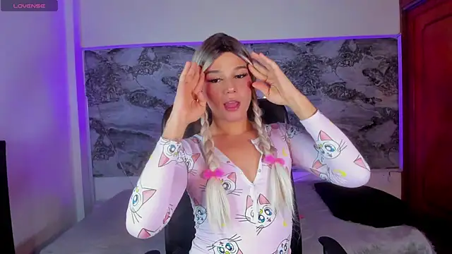 Snapshot of MISS_SAMMYROSE chatting on July 25, 2026, 3:37 am MISS SAMMYROSE online show from July 25, 2026, 3:37 am