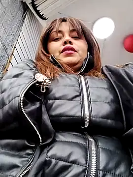 Snapshot of la_beba20 chatting on November 15, 2025, 8:49 pm la beba20 online show from November 15, 2025, 8:49 pm