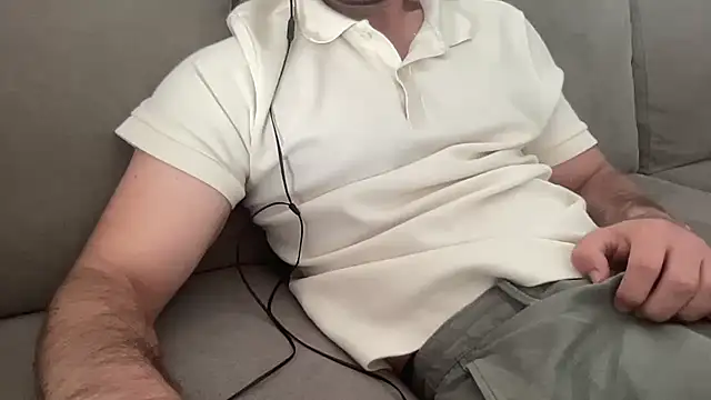 Pmendes98 online show from July 18, 2026, 8:51 am