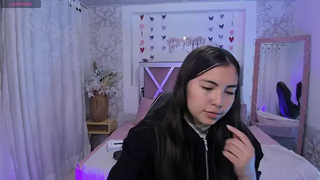 ISABELA TAY online show from March 23, 2026, 11:36 am