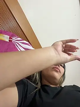 Anna Bitch Disgusting online show from March 11, 2026, 4:51 am