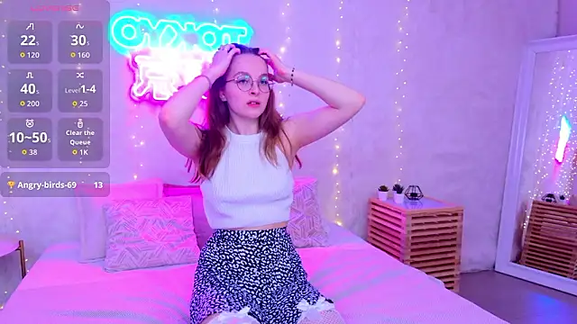 MadisonSmitt online show from March 10, 2026, 5:34 am