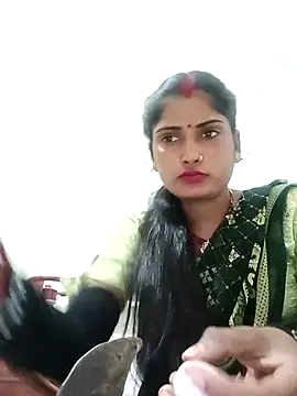 Pushpa hotty online show from December 20, 2025, 2:40 am