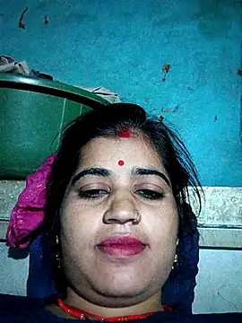 Snapshot of Hot_kamla chatting on November 18, 2025, 6:51 am Hot kamla online show from November 18, 2025, 6:51 am